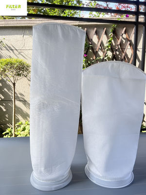 10 micrones - el agua de 300 PP del micrón filtra el bolso 7" X32” con el anillo plástico